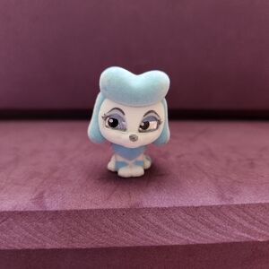 Disney Doorables Series 10 Georgette from Oliver & Company